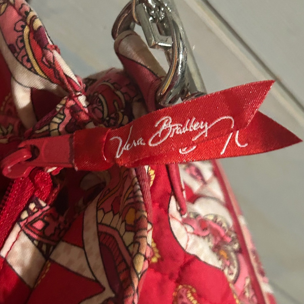 Vera Bradley‎ Shoulder Bag Red Pink Paisley Quilted Chain Strap Purse - Picture 7 of 8